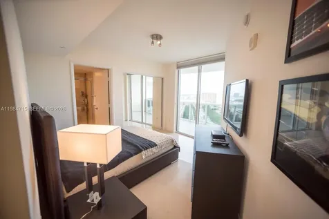 17201 Collins Avenue Sunny Isles Beach FL 33160