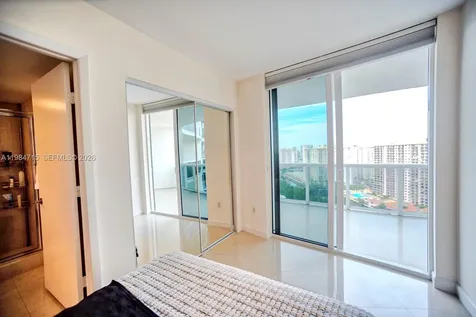 17201 Collins Avenue Sunny Isles Beach FL 33160