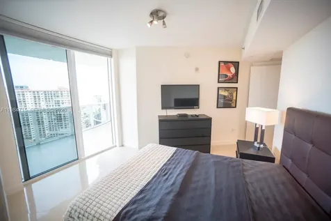 17201 Collins Avenue Sunny Isles Beach FL 33160