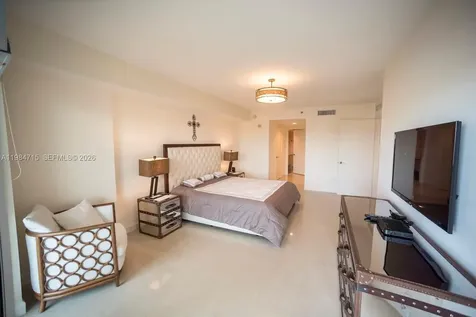 17201 Collins Avenue Sunny Isles Beach FL 33160