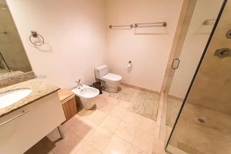 17201 Collins Avenue Sunny Isles Beach FL 33160