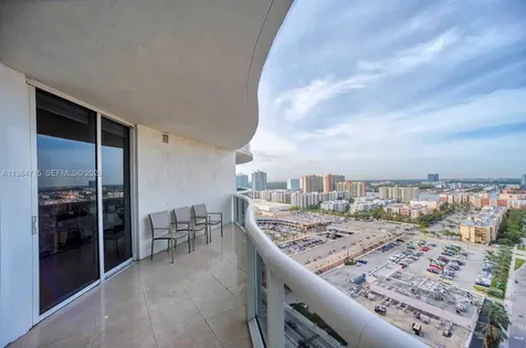 17201 Collins Avenue Sunny Isles Beach FL 33160