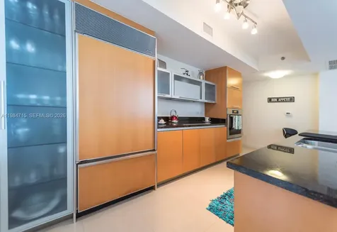 17201 Collins Avenue Sunny Isles Beach FL 33160