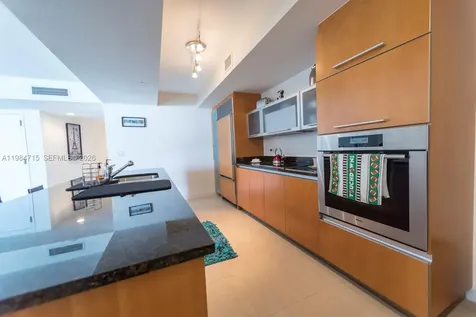 17201 Collins Avenue Sunny Isles Beach FL 33160