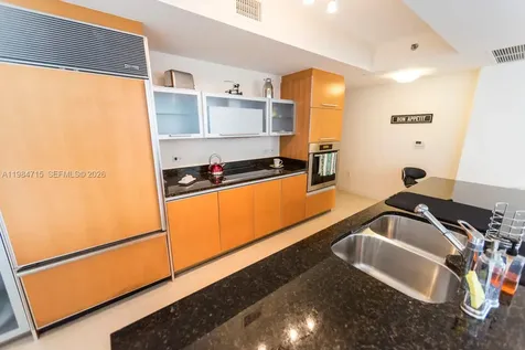 17201 Collins Avenue Sunny Isles Beach FL 33160