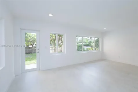 2675 SW 24th Terrace Miami FL 33145
