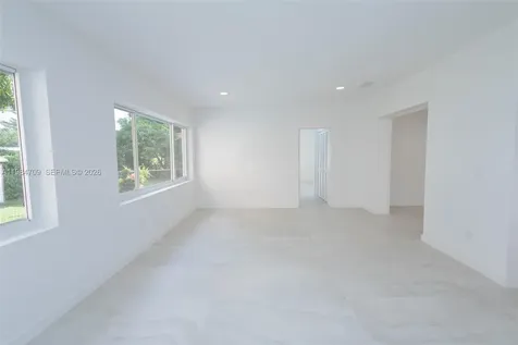 2675 SW 24th Terrace Miami FL 33145