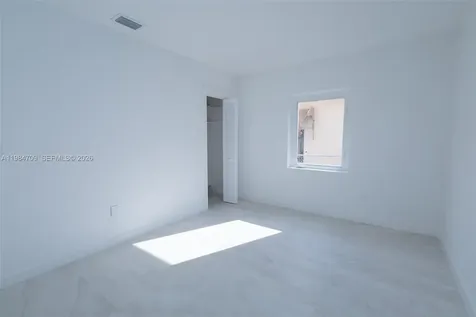 2675 SW 24th Terrace Miami FL 33145