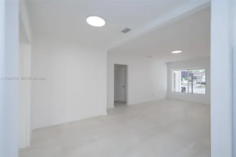 2675 SW 24th Terrace Miami FL 33145