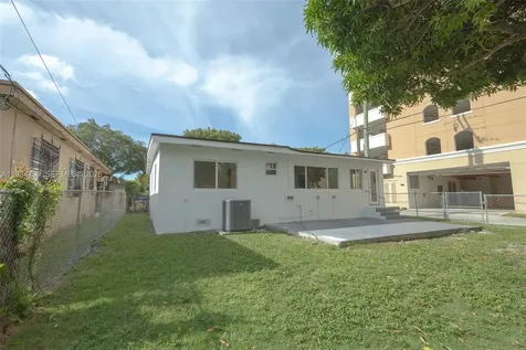 2675 SW 24th Terrace Miami FL 33145
