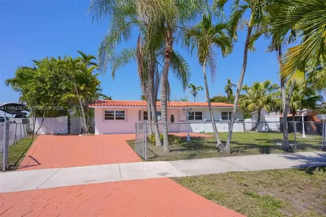 10521 SW 41st Terrace Miami FL 33165
