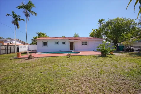 10521 SW 41st Terrace Miami FL 33165