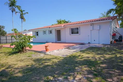 10521 SW 41st Terrace Miami FL 33165