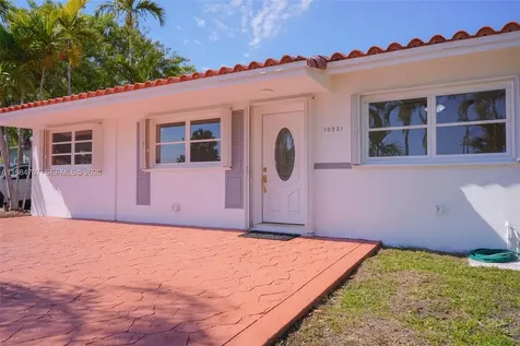 10521 SW 41st Terrace Miami FL 33165