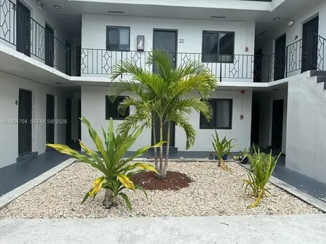 805 W 30th Street Hialeah FL 33012