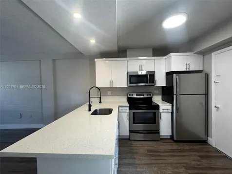 805 W 30th Street Hialeah FL 33012