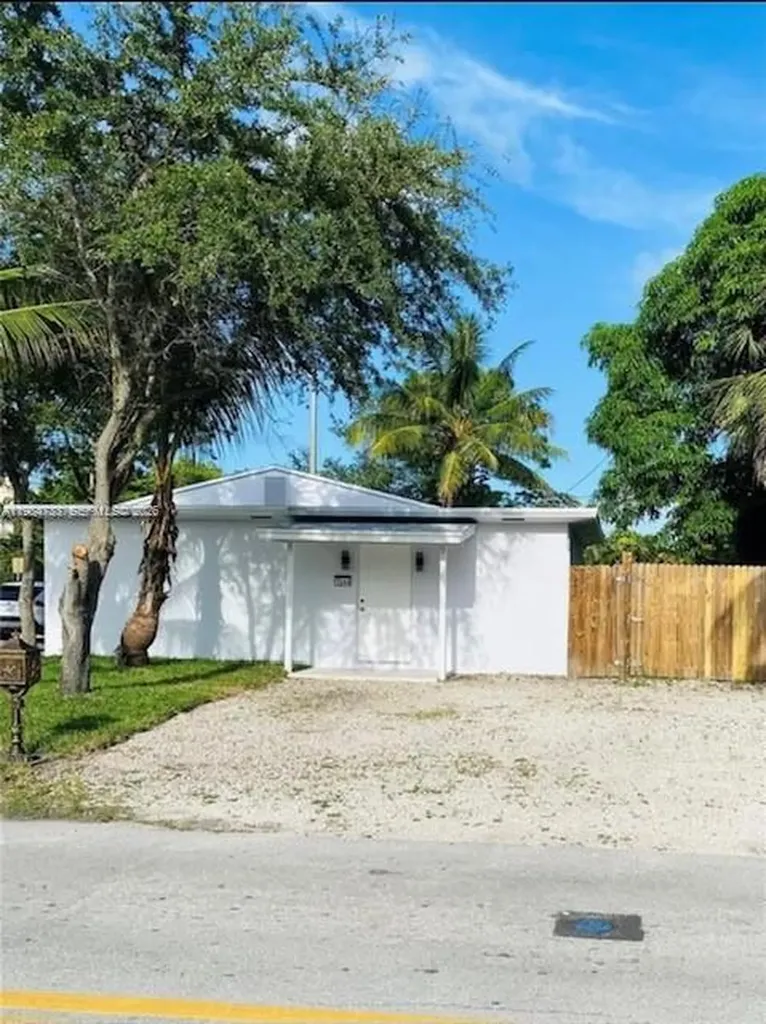 1244 NW 1st Avenue Fort Lauderdale FL 33311