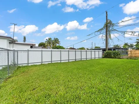 1514 NW 5th Avenue Florida City FL 33034