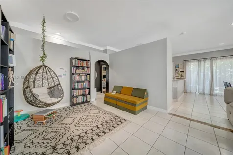 1531 SW 194th Terrace Pembroke Pines FL 33029
