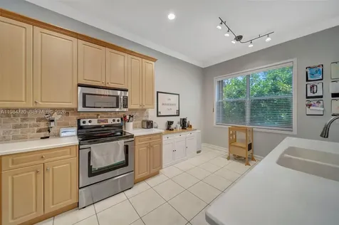 1531 SW 194th Terrace Pembroke Pines FL 33029