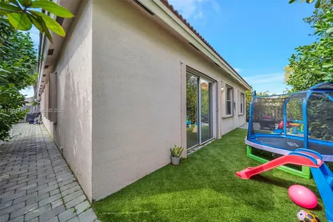 1531 SW 194th Terrace Pembroke Pines FL 33029