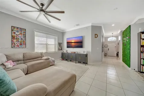 1531 SW 194th Terrace Pembroke Pines FL 33029