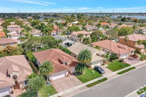 1531 SW 194th Terrace Pembroke Pines FL 33029