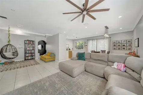 1531 SW 194th Terrace Pembroke Pines FL 33029