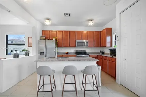 901 NE 191st Street Miami FL 33179