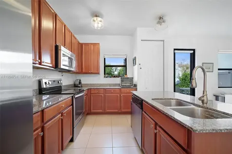 901 NE 191st Street Miami FL 33179