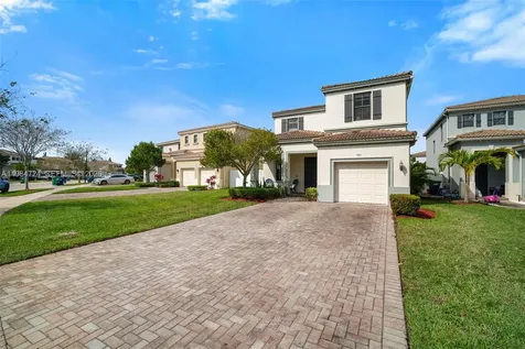 901 NE 191st Street Miami FL 33179