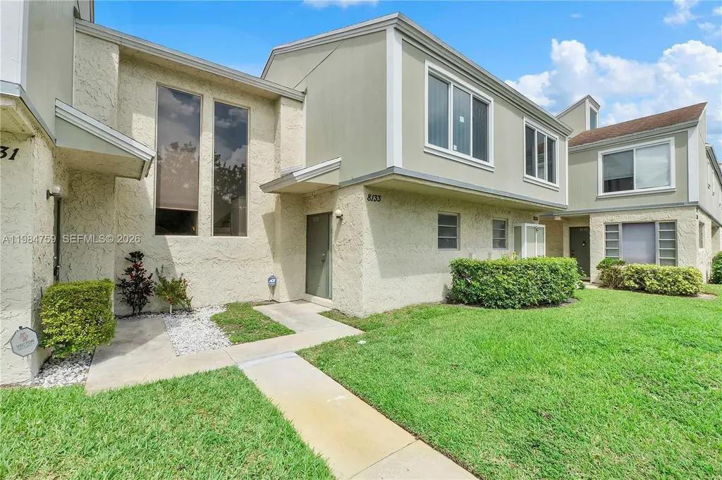 8133 Lagos De Campo Boulevard Tamarac FL 33321