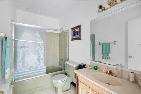 8133 Lagos De Campo Boulevard Tamarac FL 33321