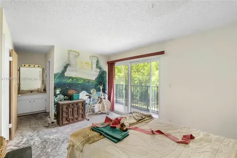 8133 Lagos De Campo Boulevard Tamarac FL 33321