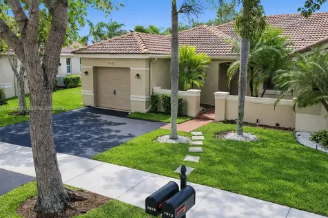 1918 Andromeda Lane Weston FL 33327