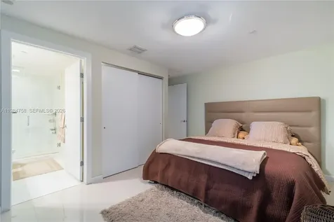 2950 NE 188th Street Aventura FL 33180