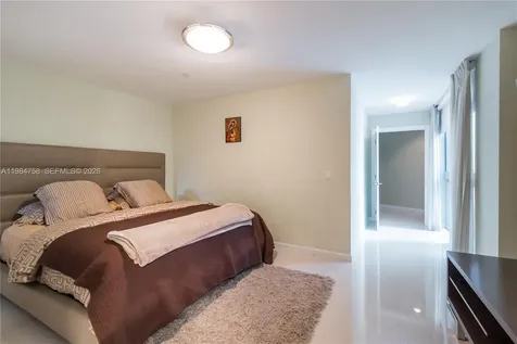 2950 NE 188th Street Aventura FL 33180