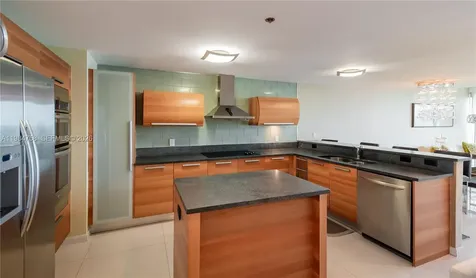 2950 NE 188th Street Aventura FL 33180
