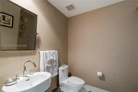 2950 NE 188th Street Aventura FL 33180