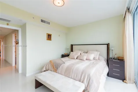 2950 NE 188th Street Aventura FL 33180