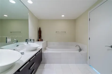 2950 NE 188th Street Aventura FL 33180