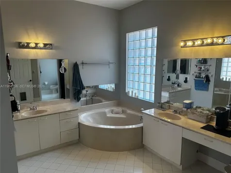 1471 NW 159th Avenue Pembroke Pines FL 33028