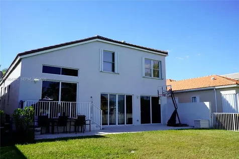 1471 NW 159th Avenue Pembroke Pines FL 33028