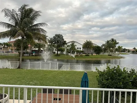 1471 NW 159th Avenue Pembroke Pines FL 33028