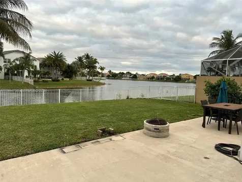 1471 NW 159th Avenue Pembroke Pines FL 33028