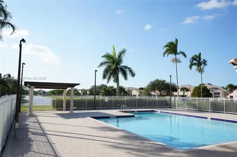 1471 NW 159th Avenue Pembroke Pines FL 33028