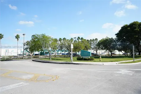 1471 NW 159th Avenue Pembroke Pines FL 33028