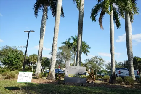 1471 NW 159th Avenue Pembroke Pines FL 33028