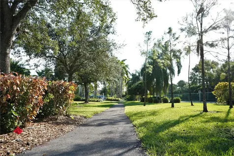 1471 NW 159th Avenue Pembroke Pines FL 33028