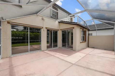 1392 NW 159th Lane Pembroke Pines FL 33028
